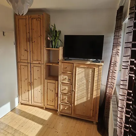 Für Gäste Mit Niveau,monteurewohnung Mit 2 Schlafzimmern,parkplatz Für Großes Fahrzeug Vorhanden 8,5m Lang Wadersloh