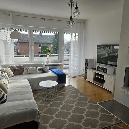 Fuer Gaeste Mit Niveau,monteurewohnung Mit 3 Separaten Schlafzimmern,parkplatz Fuer Grosses Fahrzeug Vorhanden 8,5m Lang * Wadersloh