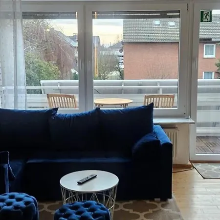 아파트 Fuer Gaeste Mit Niveau,monteurewohnung Mit 3 Separaten Schlafzimmern,parkplatz Fuer Grosses Fahrzeug Vorhanden 8,5m Lang