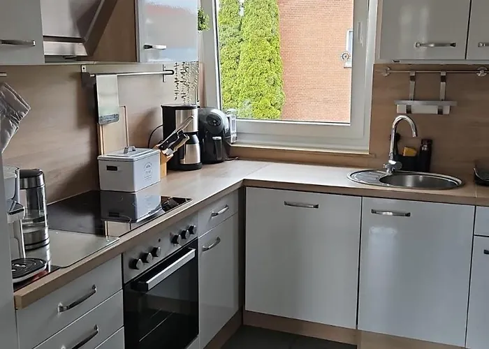 Fuer Gaeste Mit Niveau,monteurewohnung Mit 3 Separaten Schlafzimmern,parkplatz Fuer Grosses Fahrzeug Vorhanden 8,5m Lang *