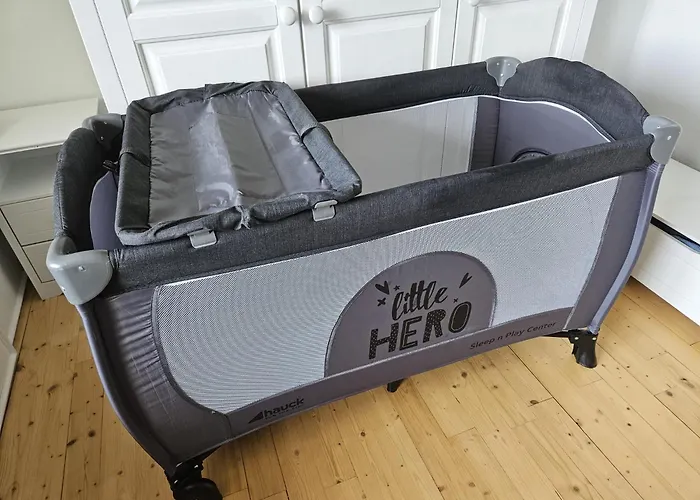 Fuer Gaeste Mit Niveau,monteurewohnung Mit 3 Separaten Schlafzimmern,parkplatz Fuer Grosses Fahrzeug Vorhanden 8,5m Lang