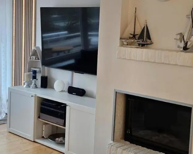 Fuer Gaeste Mit Niveau,monteurewohnung Mit 3 Separaten Schlafzimmern,parkplatz Fuer Grosses Fahrzeug Vorhanden 8,5m Lang * 瓦德斯洛